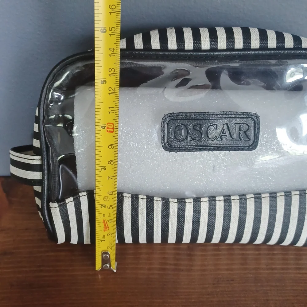 Oscar de La Renta cosmetic bag